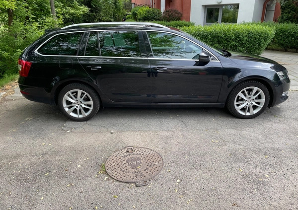 Skoda Octavia cena 54900 przebieg: 245640, rok produkcji 2017 z Kraków małe 154